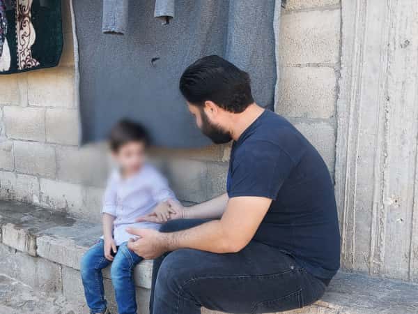 The child Muhammad is fighting disease with his little, meager body!