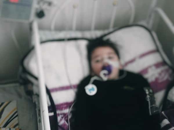 A child suffers from hyperoxemia