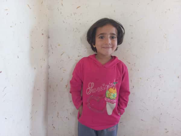 Hala, an orphan from Gaza is in need for your help.