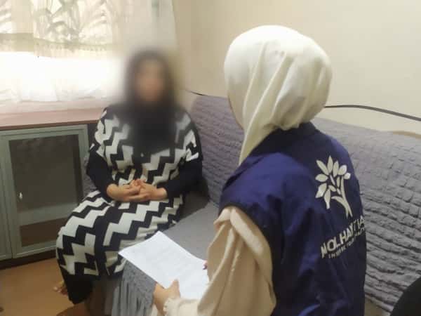 Her difficult health condition forced her husband to intermittently leave his work to take care of her and baby