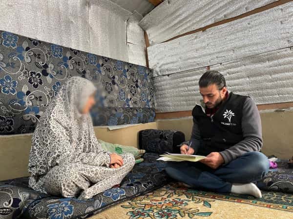 Fatima lives alone without a breadwinner and needs your help