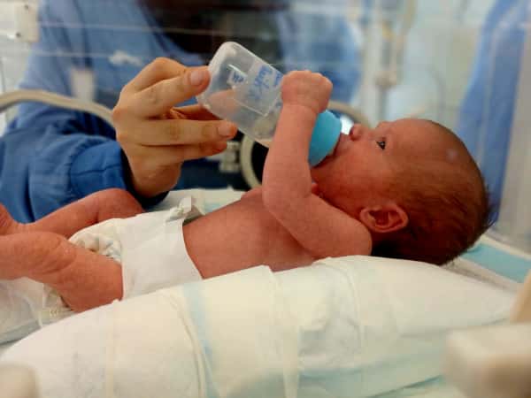 A newborn needs your help!