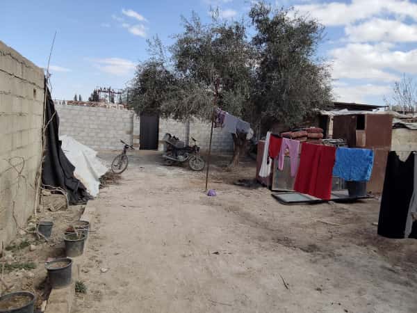 حين تتكئ الأسرة على الصبر