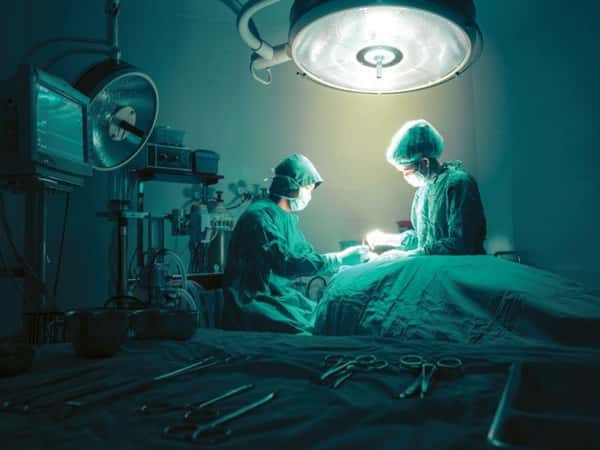A pregnant woman in need for a delivery expenses