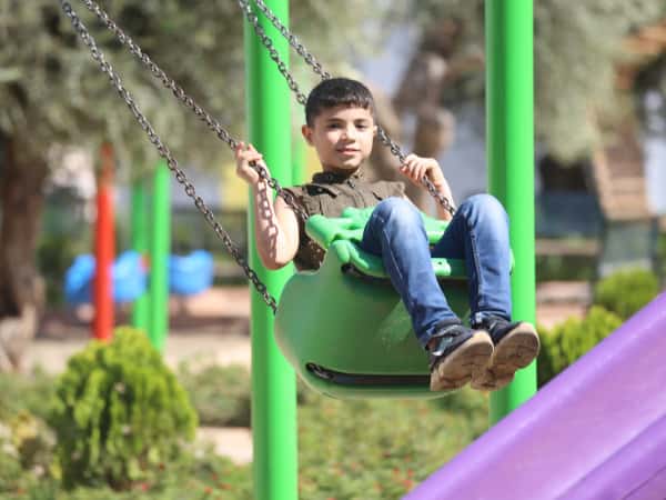 أحمد طفل يتيم من ريف حلب بحاجة المساعدة