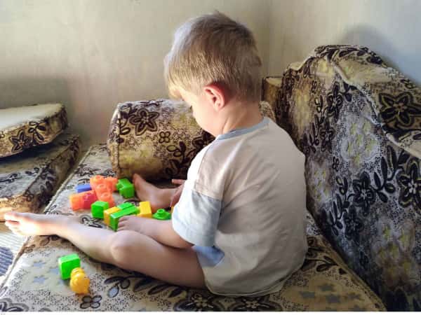 Riyad is an orphan boy from Idlib