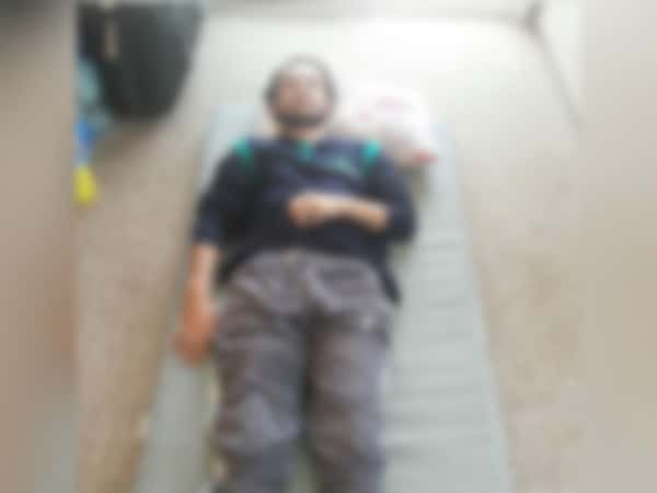 A young man in need for physiotherapy