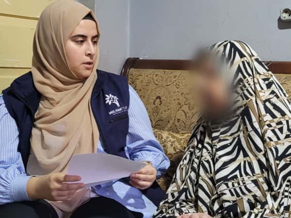 Khadija has breast cancer and needs your help to receive treatment!