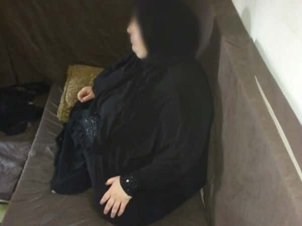 سيدة تعاني من وجود كتلة دهنية في الأمعاء