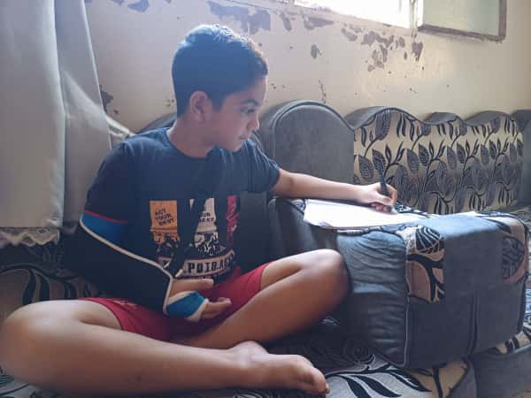 A child is trying to enjoy your childhood
