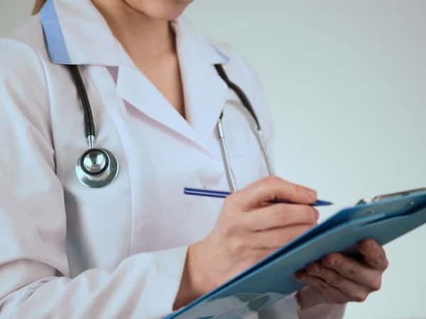 A lady in need for medical tests after a heart attack