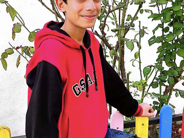 Mohammed ist ein Halbwaise Kind, das Eure Hilfe braucht