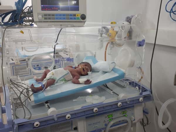 A newborn needs hospitalization urgently