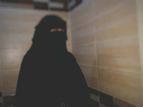 A woman suffers from severe headache!