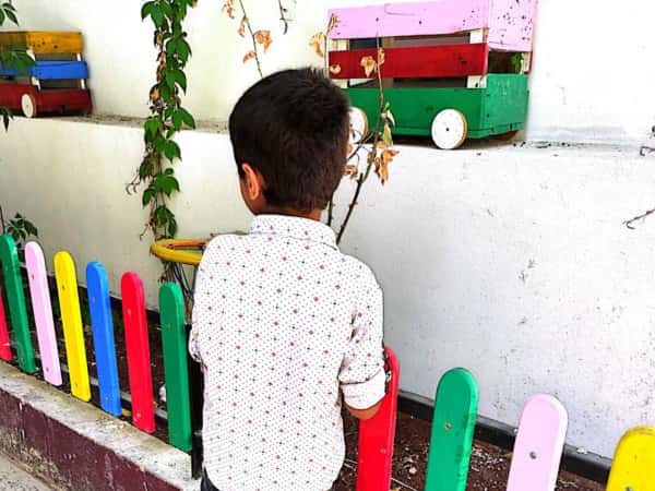 Ayham, an orphan child who needs your help