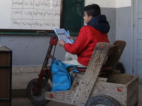 Rollstuhl als Geschenk für Bilal / إهداء كرسي متحرك لبلال /  A wheelchair as a present for Bilal