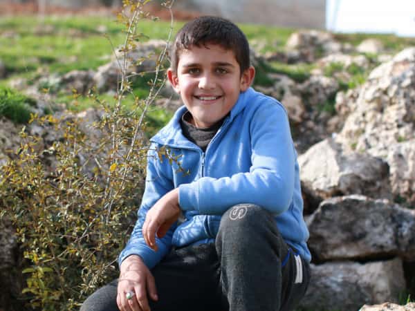 عمر طفل يتيم من مدينة ادلب