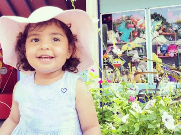 عيد ميلاد سارة | Sara\'s Birthday