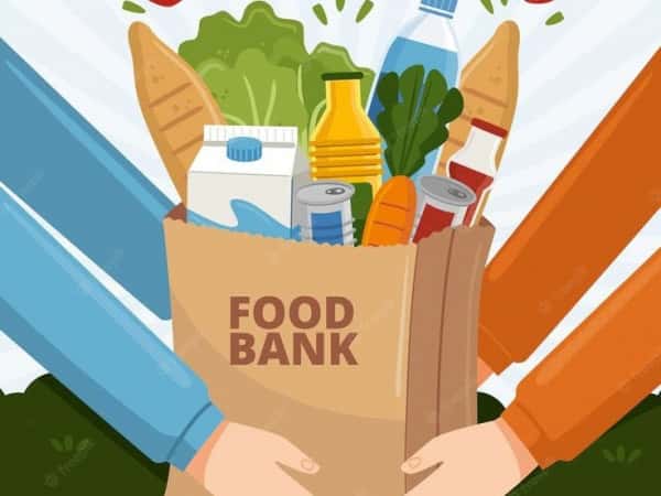 توزيع طرود غذائية في غزة