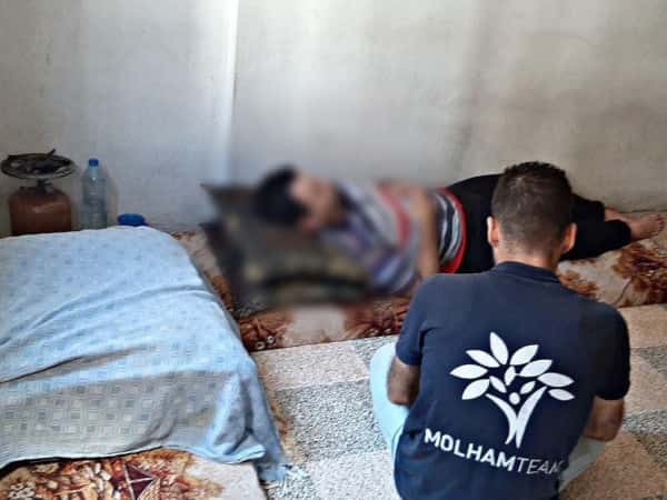 اثنا عشر شخصاً في منزل لا يستطيعوا تأمين قوت يومهم