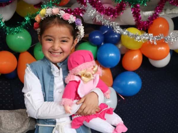 تبرع ب ١$ لدعم الأيتام