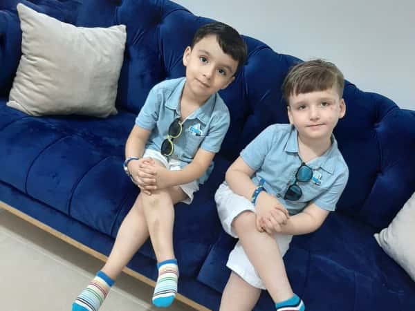 عيد ميلاد التوأم عمر وأحمد ...أهدي فرحتي لفاطمة ...وأوصيها بالأمل وأن لاتيأس ...وأن تبتسم ..ثم تبتسم ..