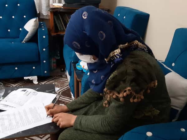 مريضة سرطان تحتاج مصاريف المواصلات.