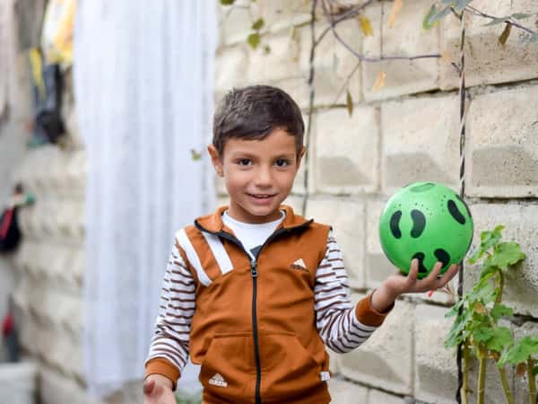 حمزة طفل يتيم من حماة