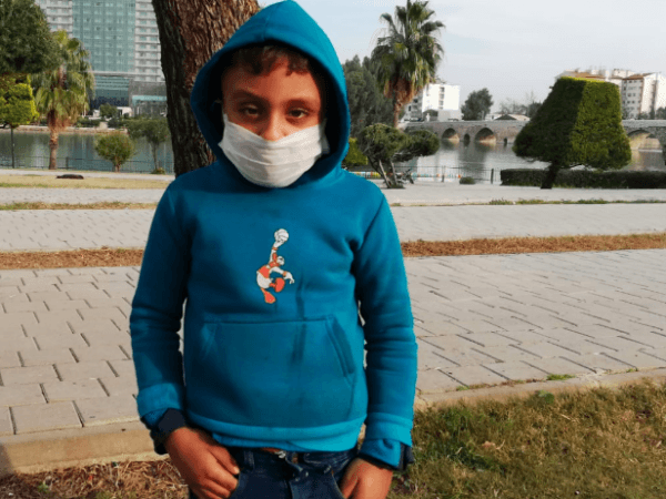 Un enfant a besoin de frais de transport