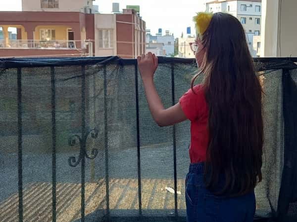 Sama, an orphan girl from Homs