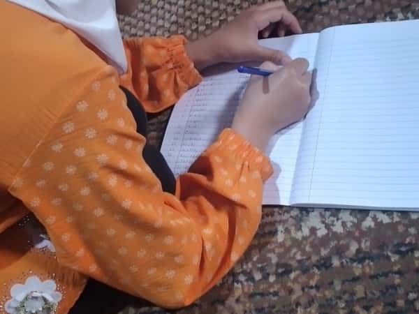 Malak is an orphaned child in need of sponsorship