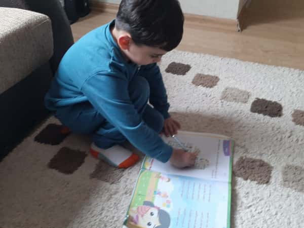 The earthquake caused to make Ghaith an orphan child.
