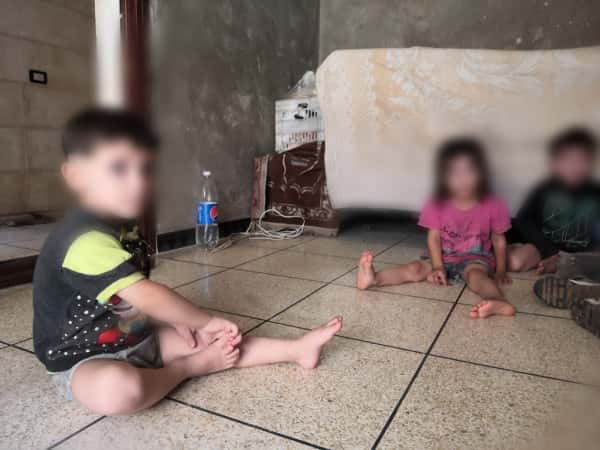 أب لخمسة أطفال لا يجدون لقمة العيش