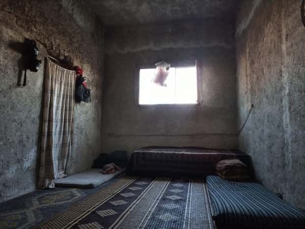 ثلاث عائلات في حالة مزرية جداً