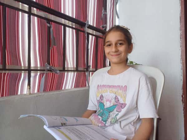 آية بحاجة كفالتكم