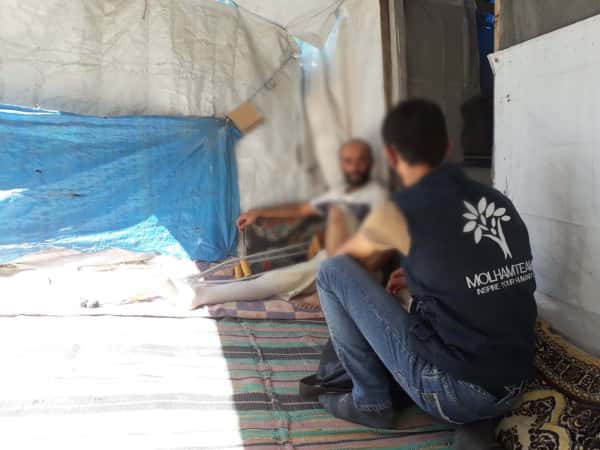 إصابته بالجلطة كان سبباً في تخلّيه عن عمله وعدم قدرته على إعالة العائلة