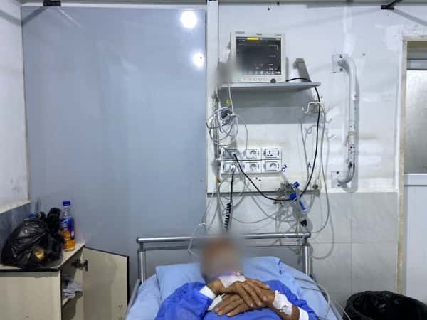 Muhammad needs an urgent catheterization.