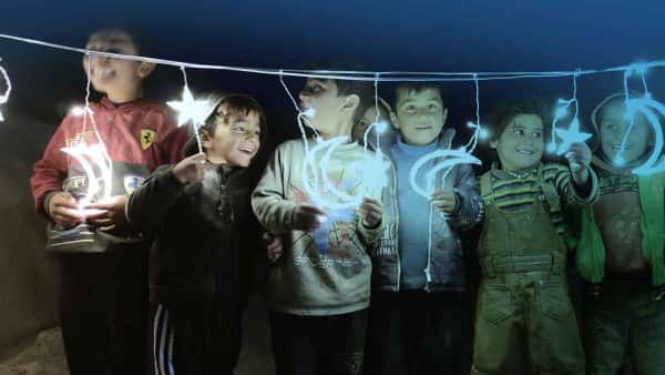 إخراج الصدقة في رمضان &ndash; أفضل الأوقات لتوزيع الصدقات