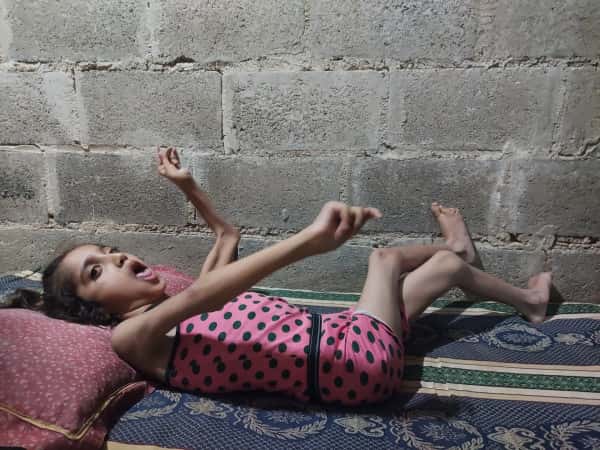 Little Sereen is waiting for your support