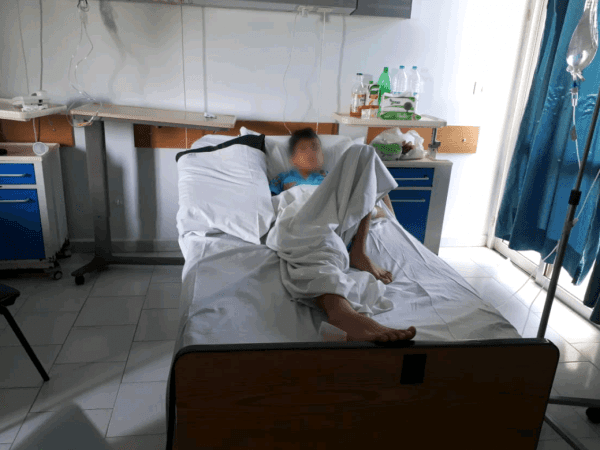 طفل يعاني من التهاب رئوي