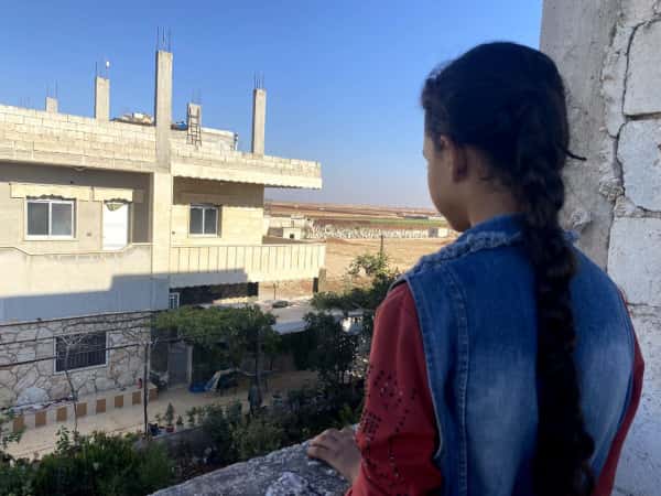 Aya is an orphan girl who needs your help.