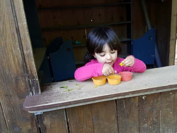 صدقة لأطفال المخيمات في رمضان