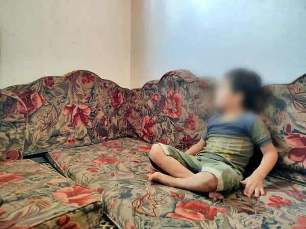 A poor family suffers in Idleb ... Their breadwinner is patient at the hospital.