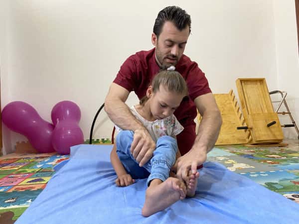 Nada needs your help to walk.