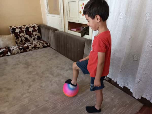 Zuhair is an orphan child with asthma who needs your support