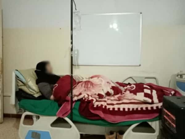 نازحة بحاجة لعملية مرارة!