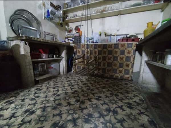 العم زاهر بحاجة لمساعدتكم له في تأمين غذاء أطفاله