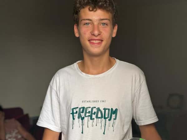 الطفل محمد يتيم بلا معيل