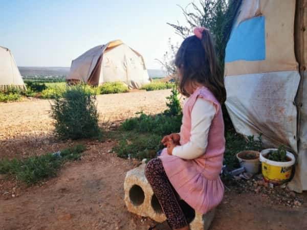 Aisha is an orphan child from Idlib