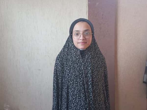 Lana, ein kleines Waisenmädchen aus Gaza